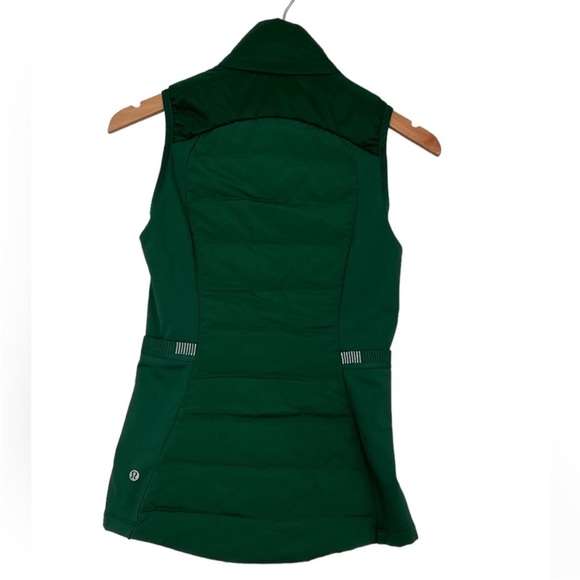 Lululemon Everglade Green Down For It Vest, Size 2 - Picture 2 of 10